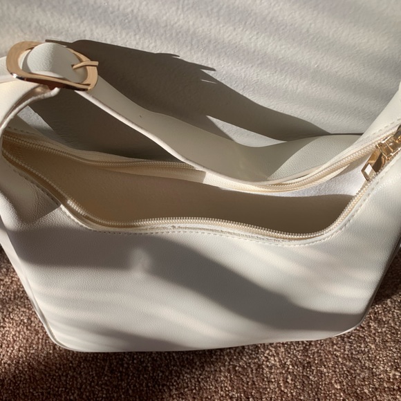 Off-white crossbody - shein - Picture 3 of 3